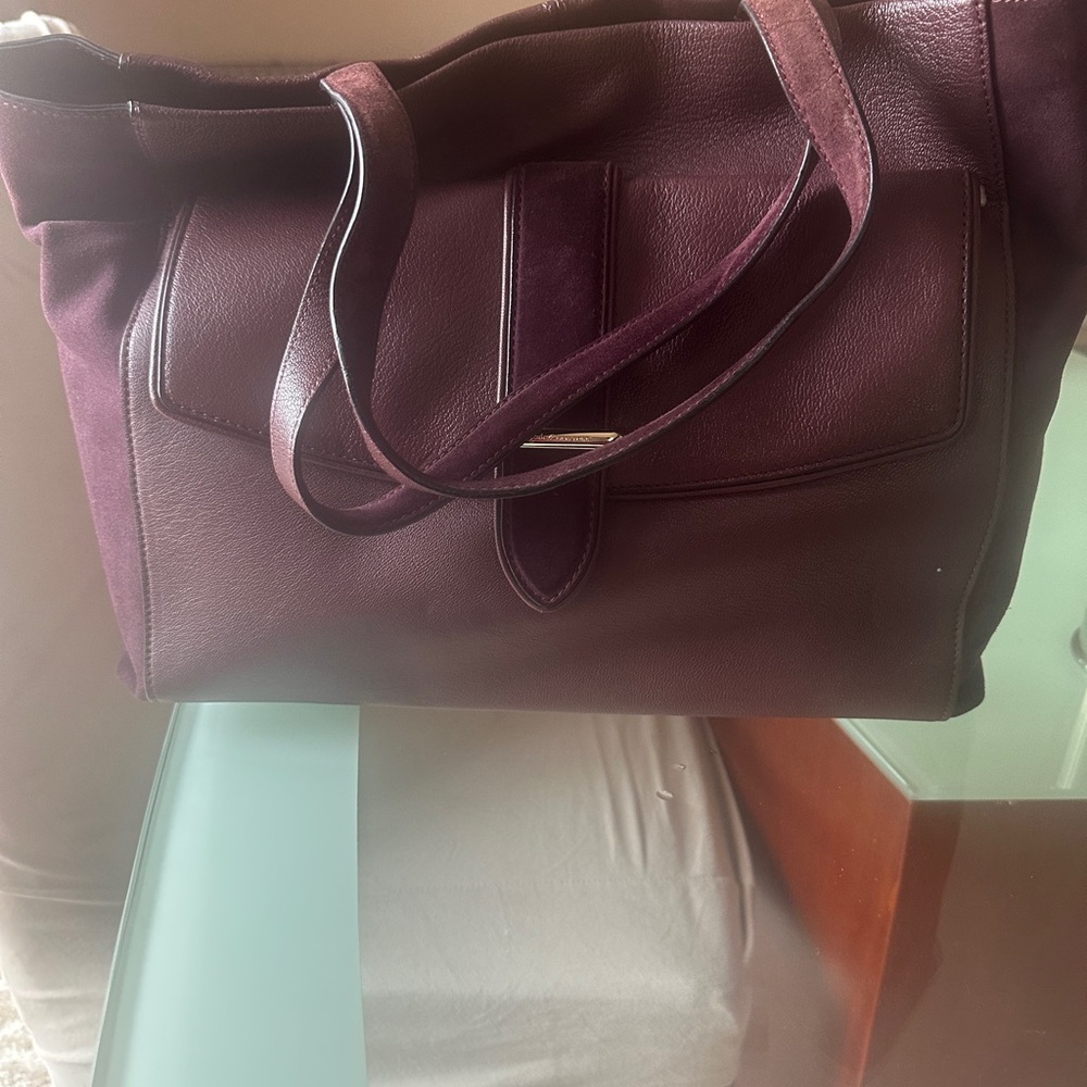 Elegant Burgundy Leather Tote Bag